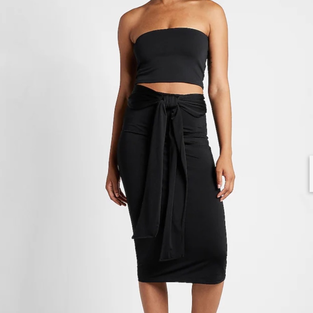 NWT Express Silky Convertible Black Midi Size Small